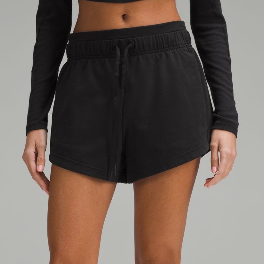 Lululemon Inner Glow High-Rise Short 3”